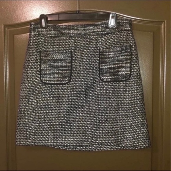 LOFT Dresses & Skirts - Loft size 8 skirt